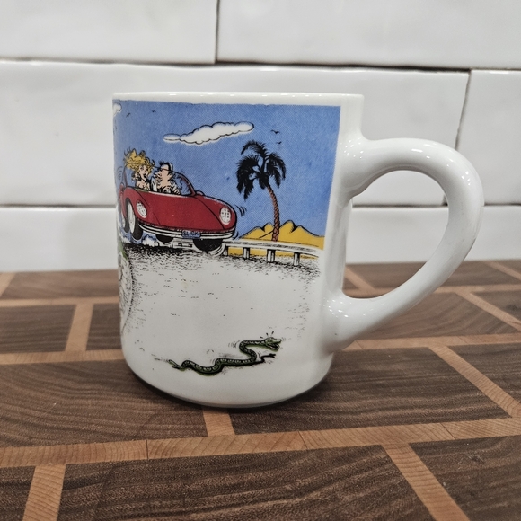 Comic Strip Style Funny Cop Quota Ceramic Coffee Tea Mug - Picture 2 of 4
